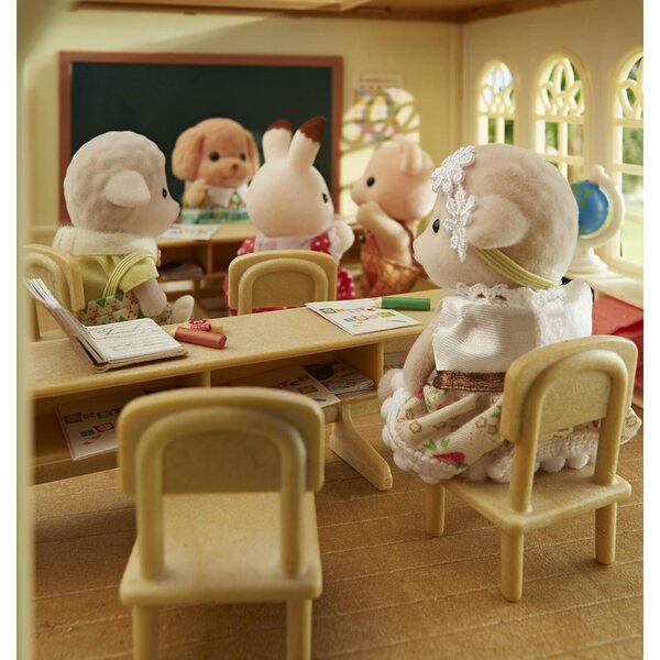 Sylvanian Families 5619 Schaffamilie – Set mit 4 Figuren für Kinder