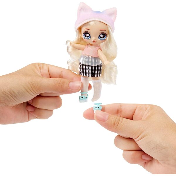 Na Na Na Surprise Minis Serie 2 – 10 cm große Modepuppen mit Kleidung und Schuhen