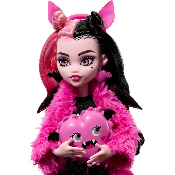 Monster High Draculaura avec accessoires Pyjamaparty et peluche chauve-souris Count Fabulous