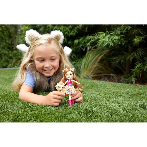 Enchantimals FXM77 Cailey Cow & Curdle – Puppe und Tierfreund 15 cm