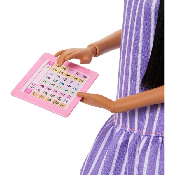 Barbie Fashionistas Autistic Barbie mit lavendelfarbenem Kleid und Accessoires inklusive