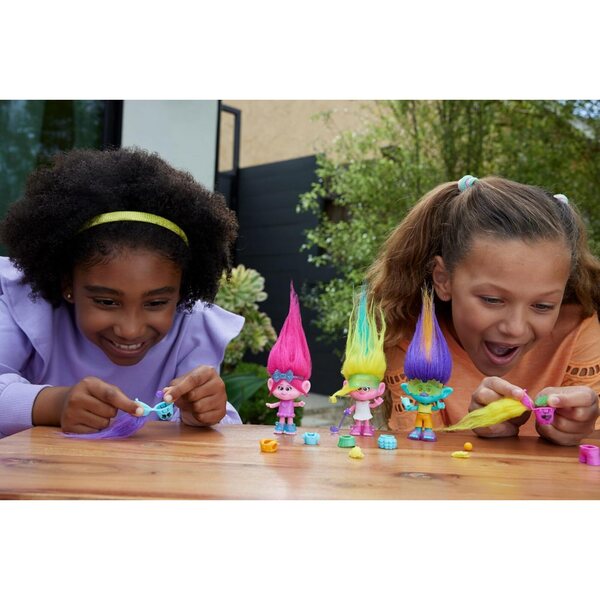 Mattel DreamWorks Trolls Poppy - Bambola con Sorprese Nascoste e Accessori per Bambini