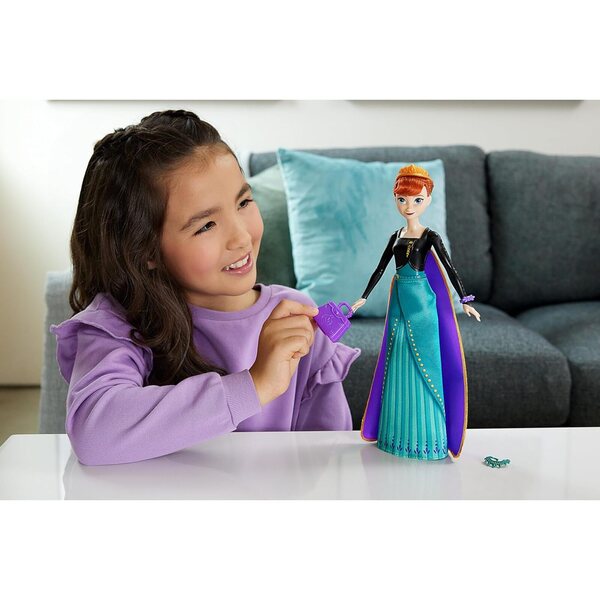 Mattel Disney Die Eiskönigin Anna Modedolls-Set mit 11 Überraschungen und Zubehör