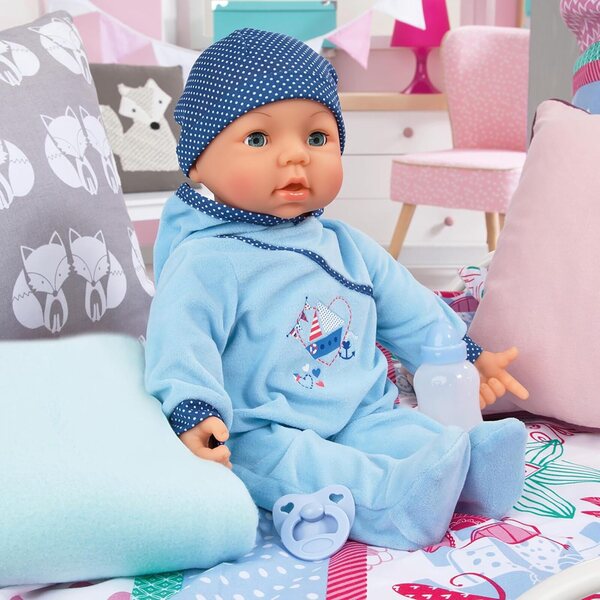 Hello Baby Boy 46 cm: Kuschelpuppe mit Geräuschen und Zubehör in Blau von Bayer Design