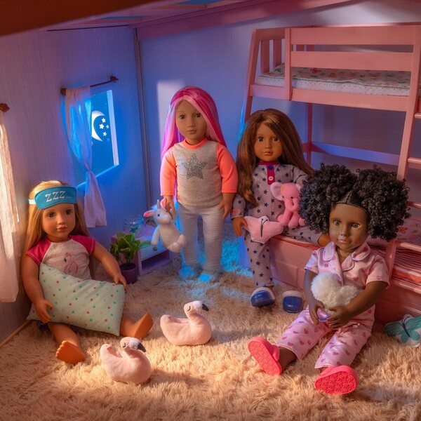 Our Generation Maria - Poupée 46 cm avec pyjama et éléphant en tissu pour enfant