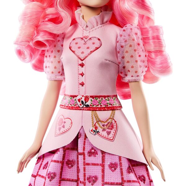 Mattel Disney Descendants Babe Bridget Queen of Hearts zingt in het Engels