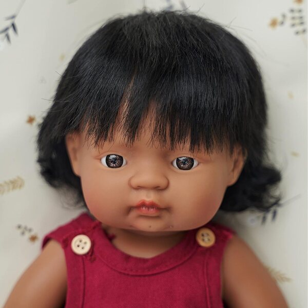 Miniland-Puppe, 38 cm, südamerikanisches Mädchen mit Vanilleduft, hergestellt in Spanien
