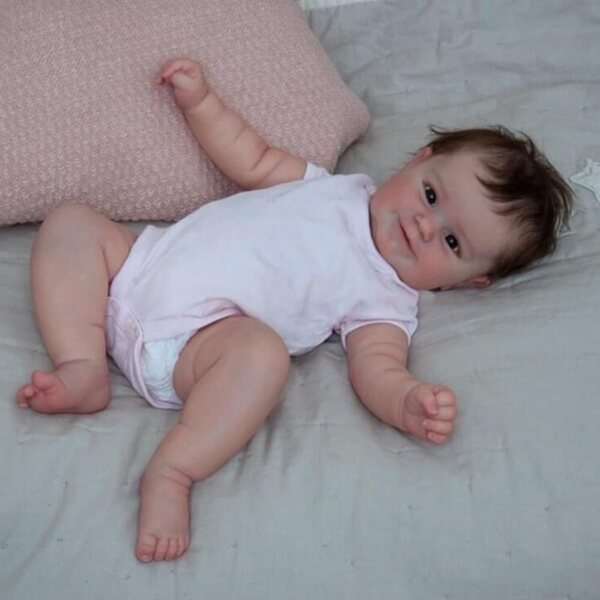 Lonian Reborn babypop 50 cm in zachte siliconen met bruine ogen en accessoires