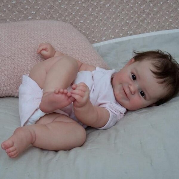 Lonian Reborn babypop 50 cm in zachte siliconen met bruine ogen en accessoires
