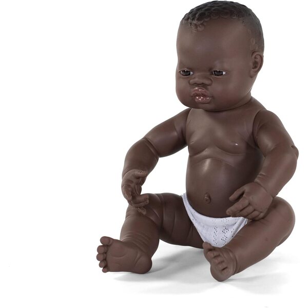 Miniland Neugeborene afrikanische Jungenpuppe 40 cm aus weichem und duftendem Vinyl