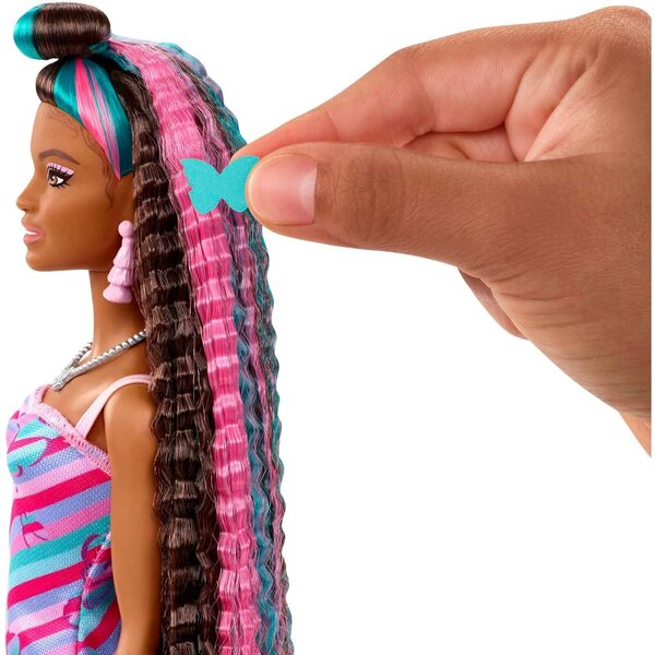 Barbie Totally Hair Puppe mit über 15 bunten und farbwechselnden Haaraccessoires