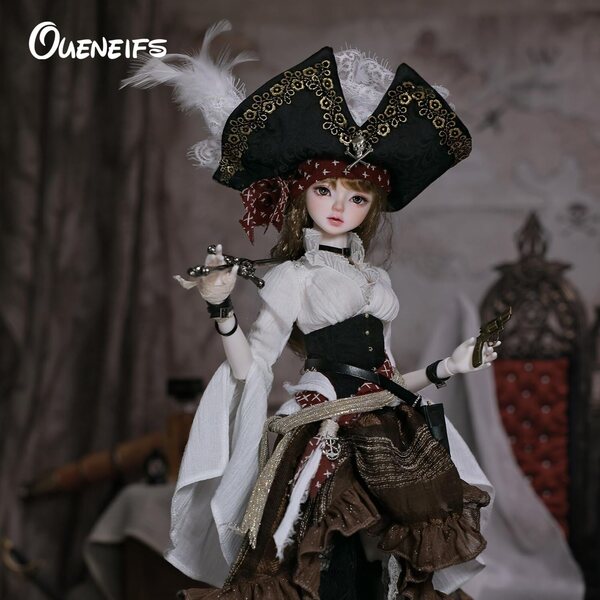 Oueneifs Lynn Bjd bambola 1/4 capitano pirata medievale con giunti e accessori