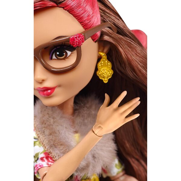 Mattel Ever After High Rosabella Beauty, bambola moda ispirata alla Bella e la Bestia
