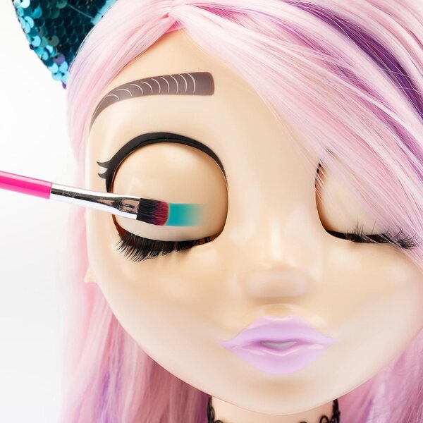 Nice Group Influencer Make Up Puppe 30 cm avec peigne et changeur de couleur pour filles