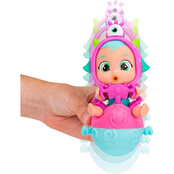 Cry Babies Magic Tears Jumpy Monsters Fuzz - Pupazzo con pyjama monster e scooter per bimbi