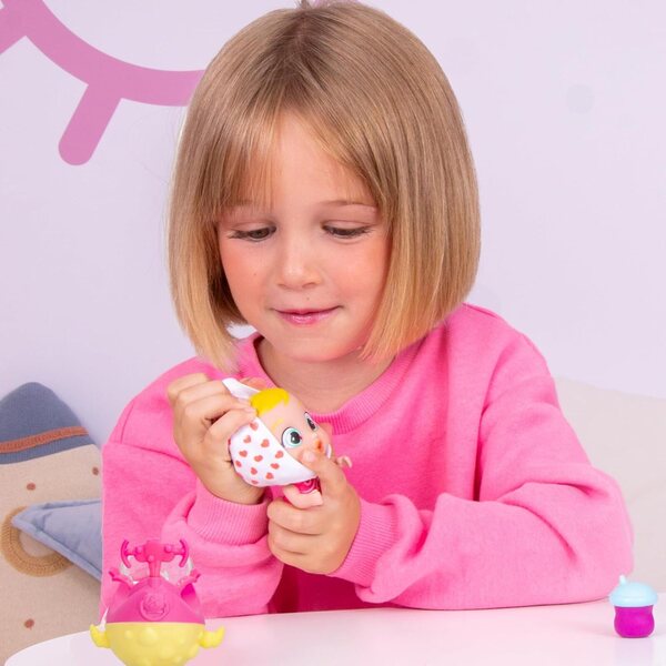 Cry Babies Magic Tears Jumpy Monsters Fuzz - Pupazzo con pyjama monster e scooter per bimbi