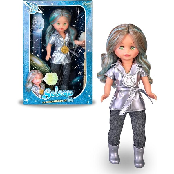 Nancy Selene Collection 1981 – Space Babe mit leuchtendem Medaillon und metallischer Kleidung