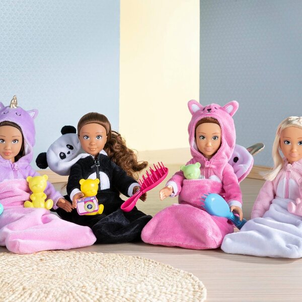 Corolle Valentine Pyjama Party Puppe 28 cm mit Vanilleparfüm und 7 Accessoires