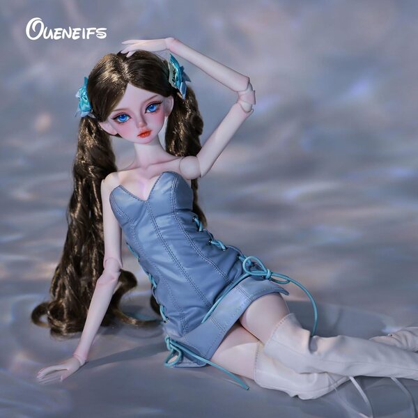 Pupa Oueneifs Nancy 1/4 BJD aus Harz mit Lederkleid und Kugelgelenken