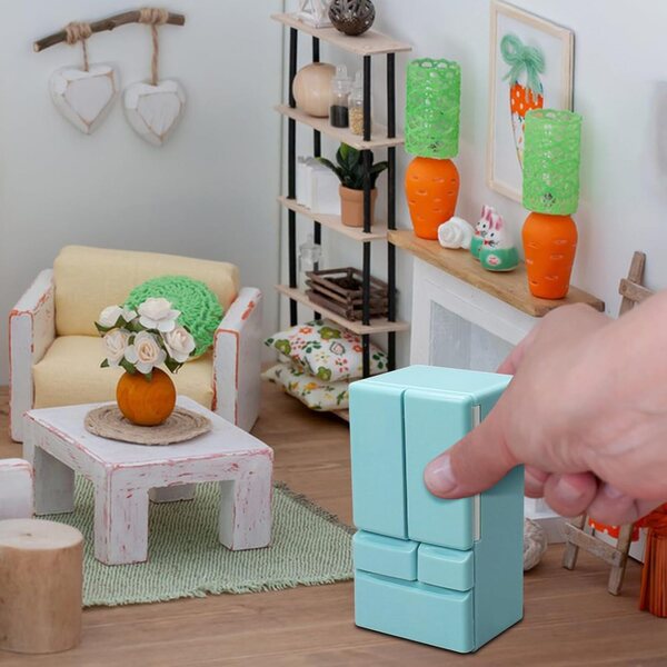 11,3 cm großer Spielzeugkühlschrank mit Geräuschen und Lichtern – kreatives Zubehör für Puppenhäuser