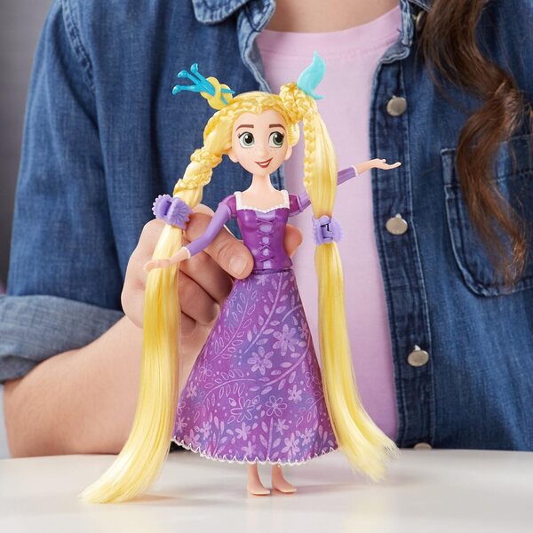 Hasbro Disney Rapunzel – Spielzeug mit langen Haaren und Frisurenzubehör