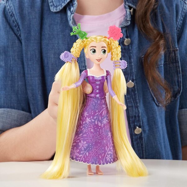 Hasbro Disney Rapunzel – Spielzeug mit langen Haaren und Frisurenzubehör