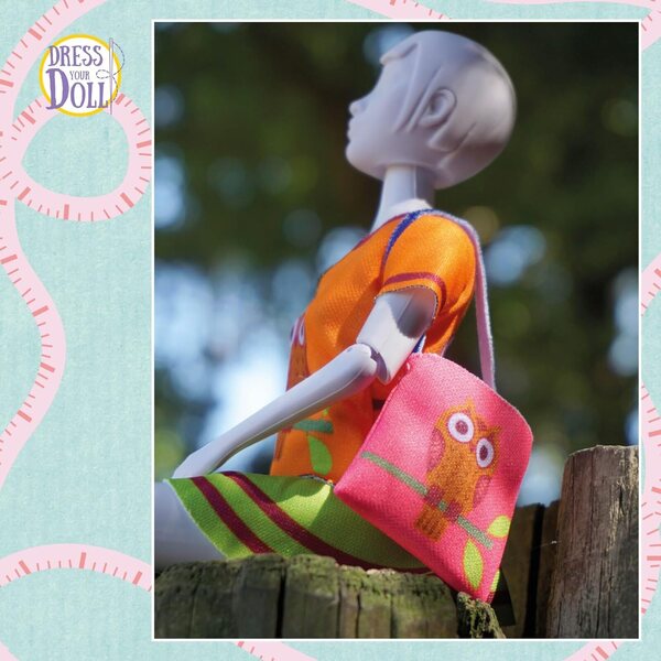 Dress Your Doll Nähset für Kinder mit Stoff und Schnittmuster für Puppenkleidung 30x39 cm