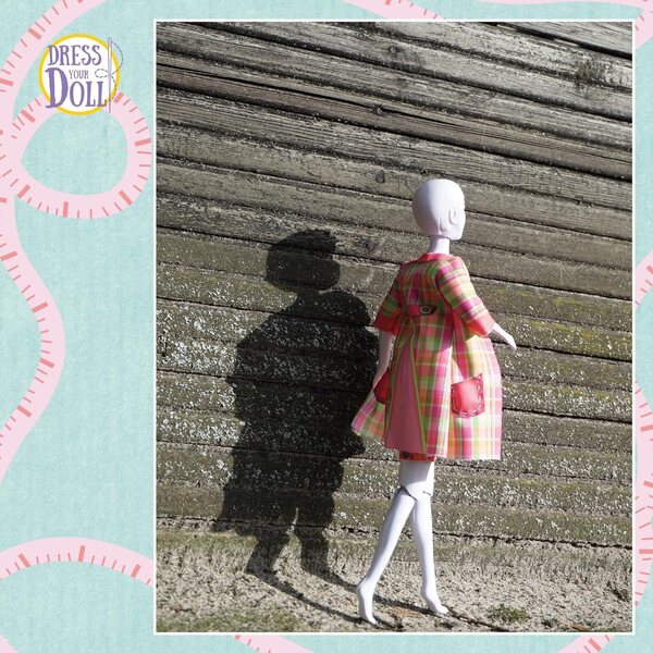 Dress Your Doll Nähset mit Stoffkleid für Modepuppen 30x39 cm