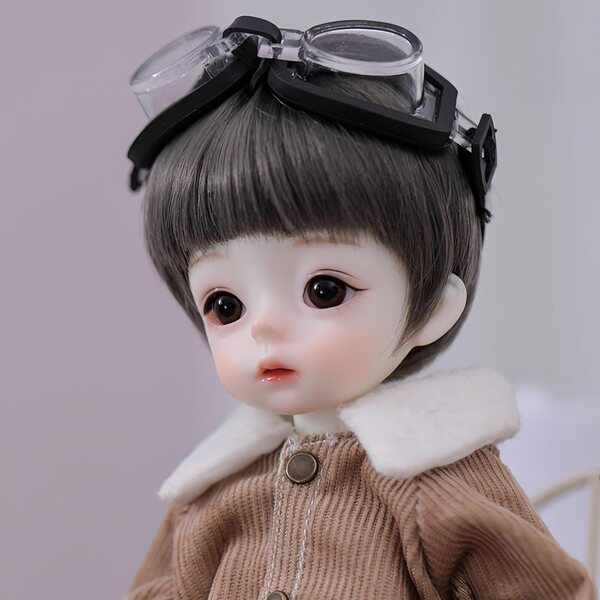 AMITD BJD männliche Puppe 1/6, handgefertigte Harzskulptur mit detailliertem Make-up