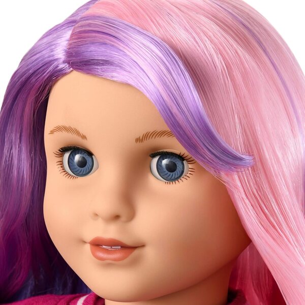 American Girl Truly Me 18-Zoll-Puppe mit blauen Augen und welligem lila-rosa Haar