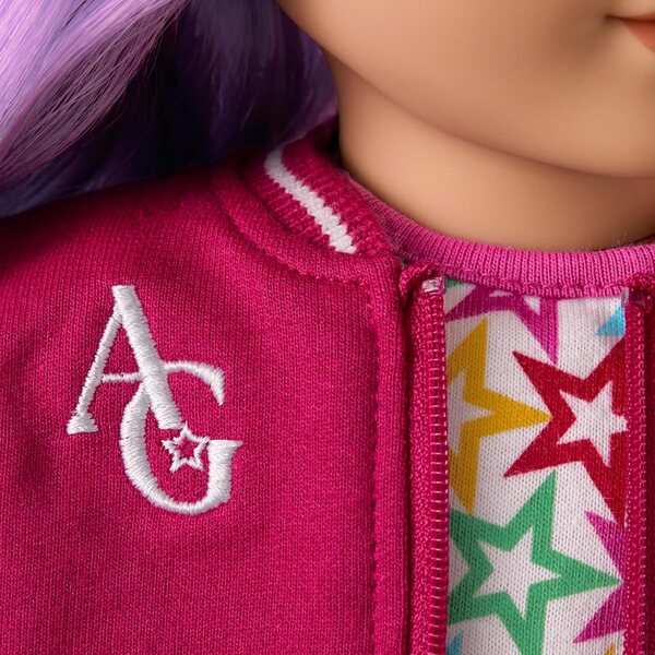 American Girl Truly Me 18-Zoll-Puppe mit blauen Augen und welligem lila-rosa Haar