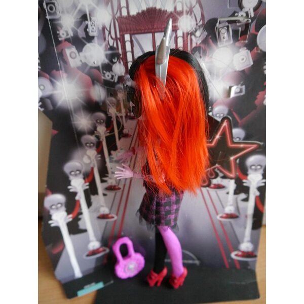 Monster High Fatale Fusion Operetta con look unico e accessori esclusivi