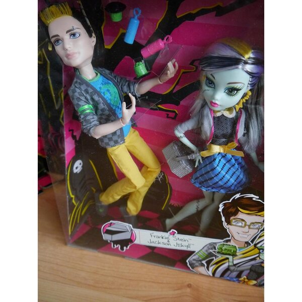 Monster High 2-teiliges Picknick-Set mit Jackson Jekyll und Frankie Stein – exklusiv