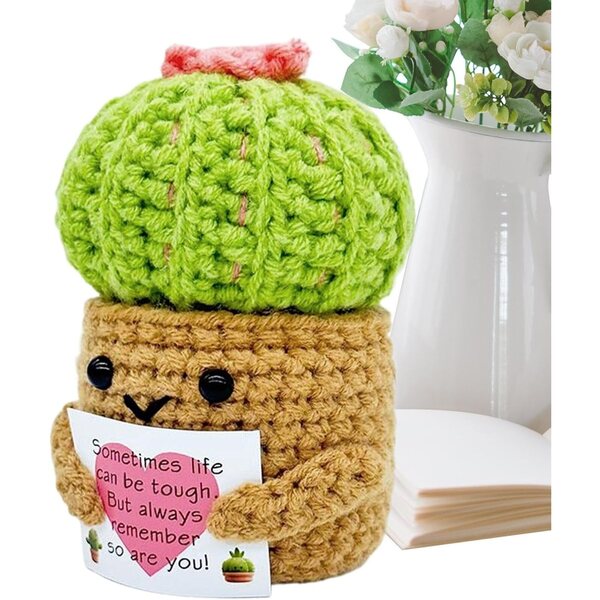 bambola cactus all’uncinetto in Garn – Decorazione fatta a mano per casa e ufficio 6x5,5x9 cm