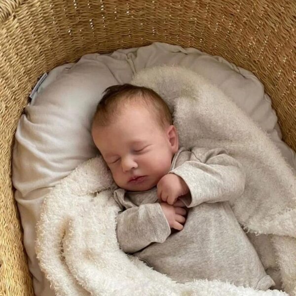 Lonian Reborn Dolls 19" – Lebensechte Neugeborenenpuppe mit weichem Körper und komplettem Zubehör