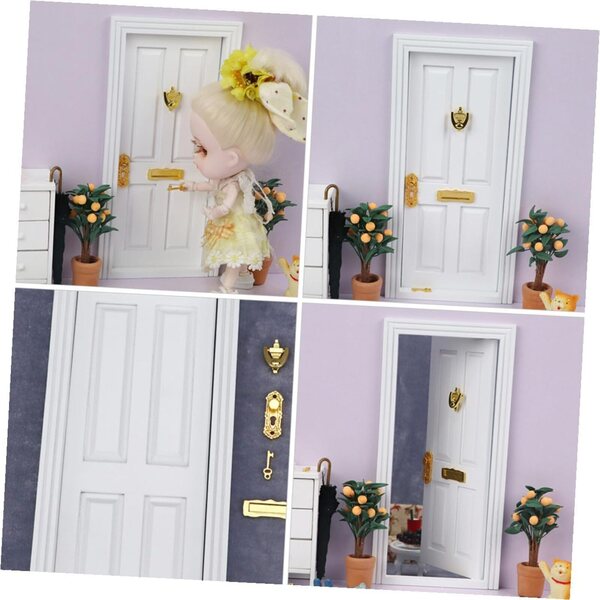 Mini Porta in Legno Bianca per Casa delle Bambole con 4 Scomparti, Accessorio Decorativo