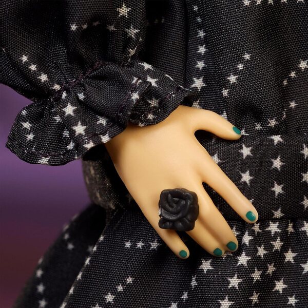 Barbie Anna Sui Collector's Edition im Boho-Chic-Stil mit einzigartigen Accessoires