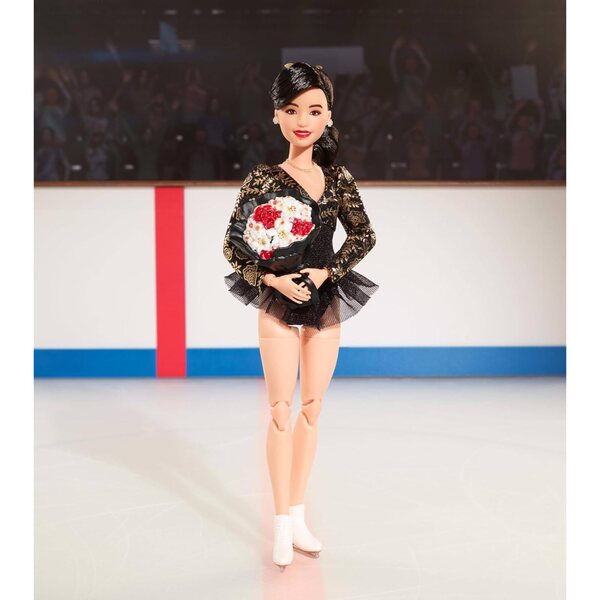 Barbie Kristi Yamaguchi 1992 Sammlerpuppe in schwarzgoldenem Kostüm und weißen Schlittschuhen