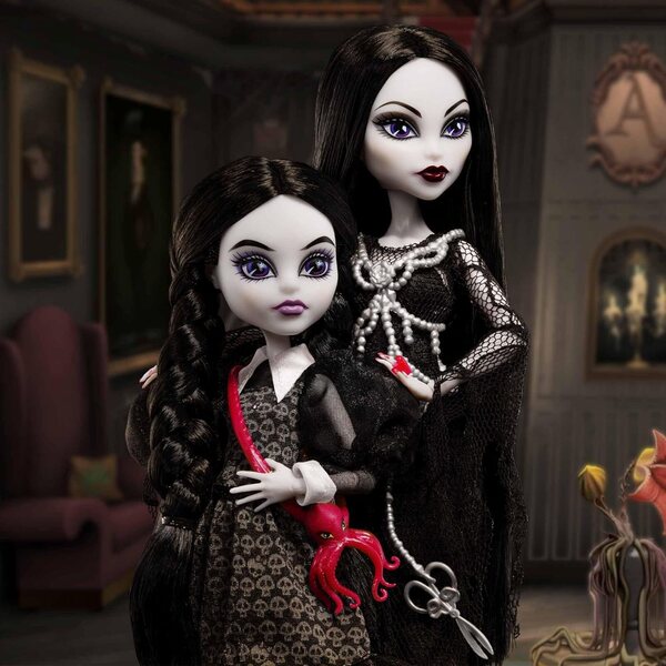 Monster High Skullector Addams Family Due Bambole Morticia & Wednesday Movimento Totale