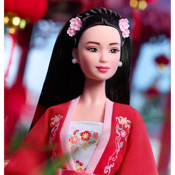 Barbie Lunar New Year 2023 in elegantem Hanfu mit traditionellen Details