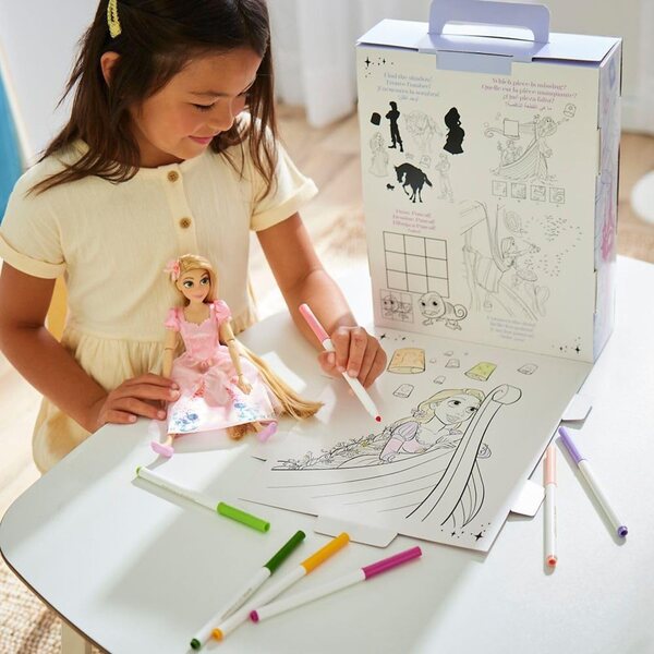 Disney Rapunzel 11-Zoll-Puppe mit zusätzlichem Kleid, inklusive Pascal und Malbuch