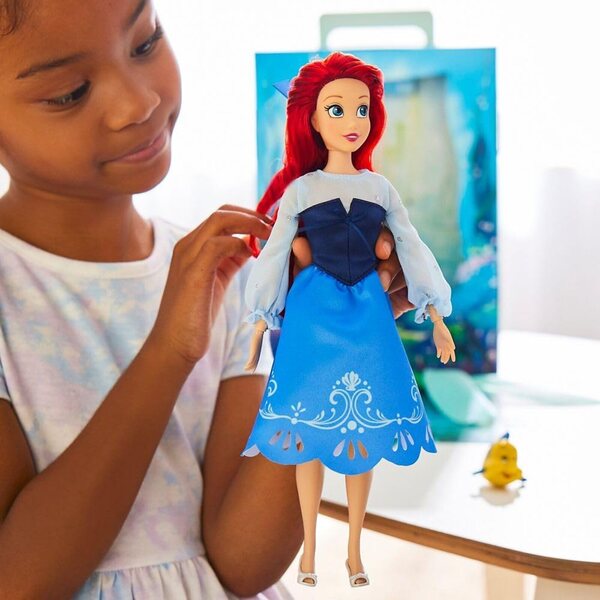 Arielle, die kleine Meerjungfrau, Disney-Puppe, 28 cm, mit zusätzlichem Kleid und Malbuch inklusive
