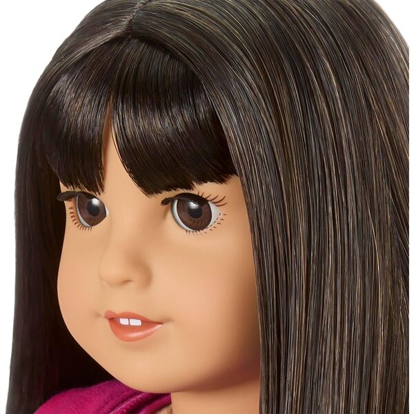 American Girl Truly Me 18" mit braunen Augen und glattem schwarzbraunem Haar