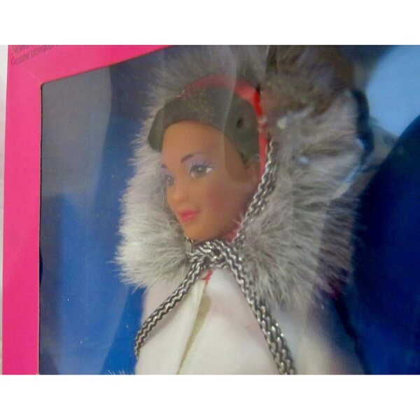Dolls of the World Collection Barbie Eskimo Special Edition 1990 mit Ständer