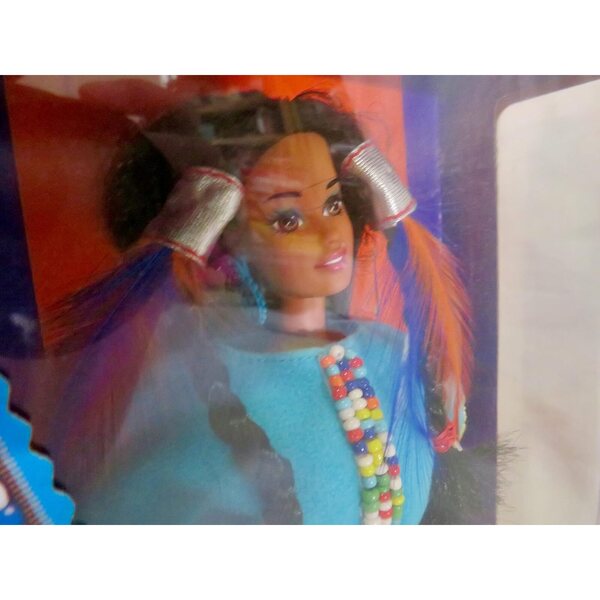 Barbie Native American Second Edition – Special Edition-Puppe aus der „Dolls of the World“-Kollektion
