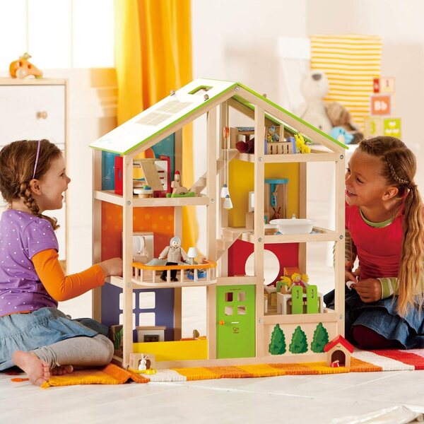 Casa delle bambole Hape quattro stagioni con mobili e accessori per la cameretta dei bambini in legno ecologico