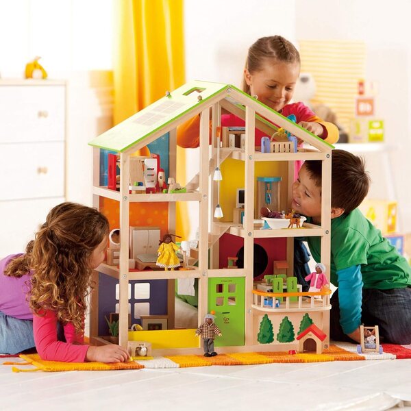 Casa delle bambole Hape quattro stagioni con mobili e accessori per la cameretta dei bambini in legno ecologico