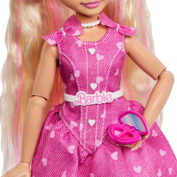 Barbie Dream Besties Malibu: Babe-Model mit Make-up-Accessoires und trendiger Kleidung