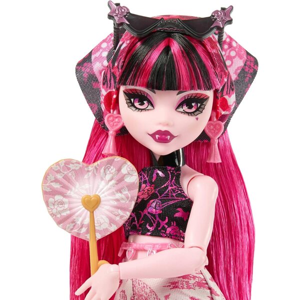 Monster High Skulltimate Secrets Draculaura mit über 19 Zubehörteilen und Koffer