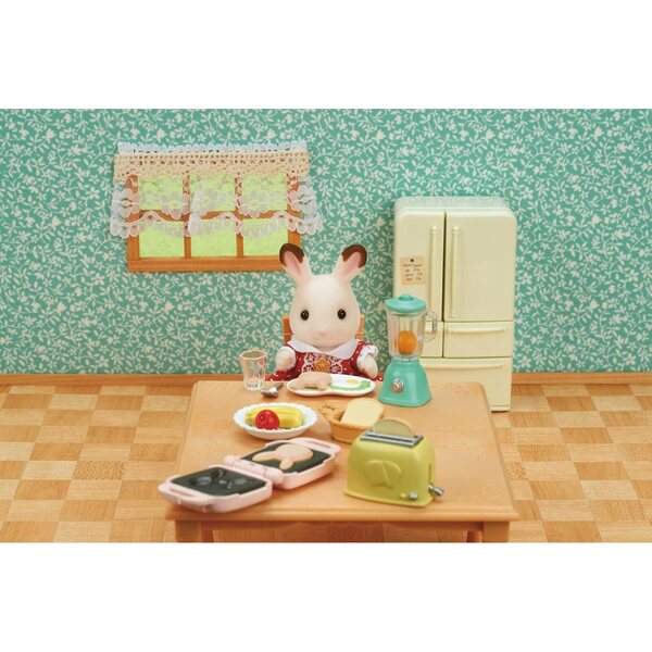 Sylvanian Families Frühstücksset mit Toaster und Küchenzubehör für Kinder